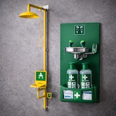 Nøddusjer og stasjoner