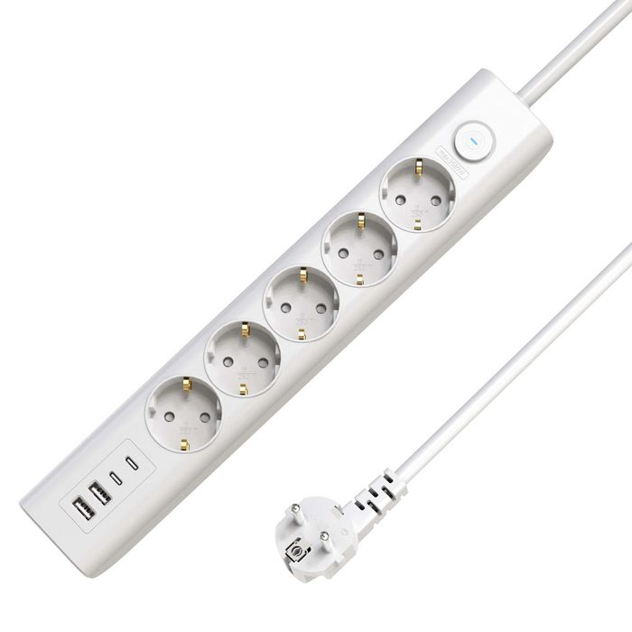 MicroConnect 5-veis Schuko strømfordeler og USB-strømskinne med 1,5 m kabel, hvit, 1 Stykk, SEN-380
