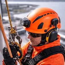 Klatre- og redningshjelmer