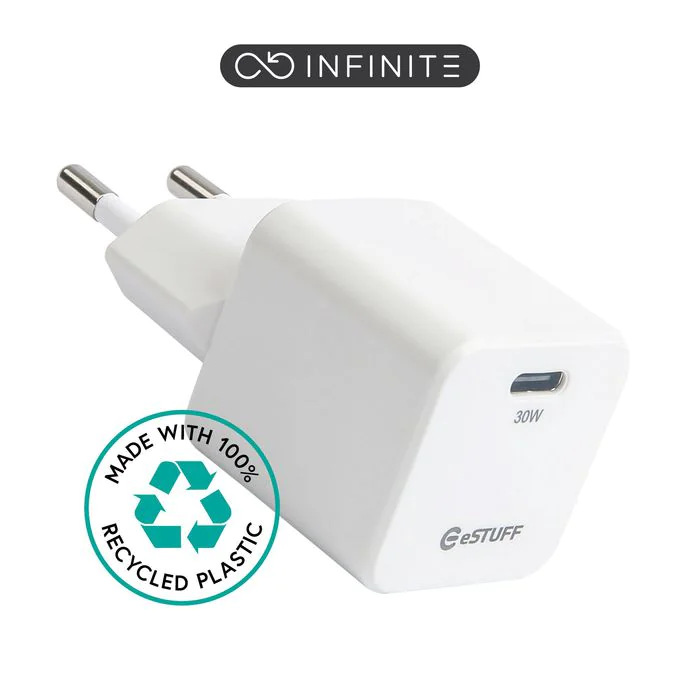 eSTUFF INFINITE USB-C og USB-A ladere EU - 12W til 67W - Hvit - 100% resirkulert plast, 1 Stykk, SEN-051