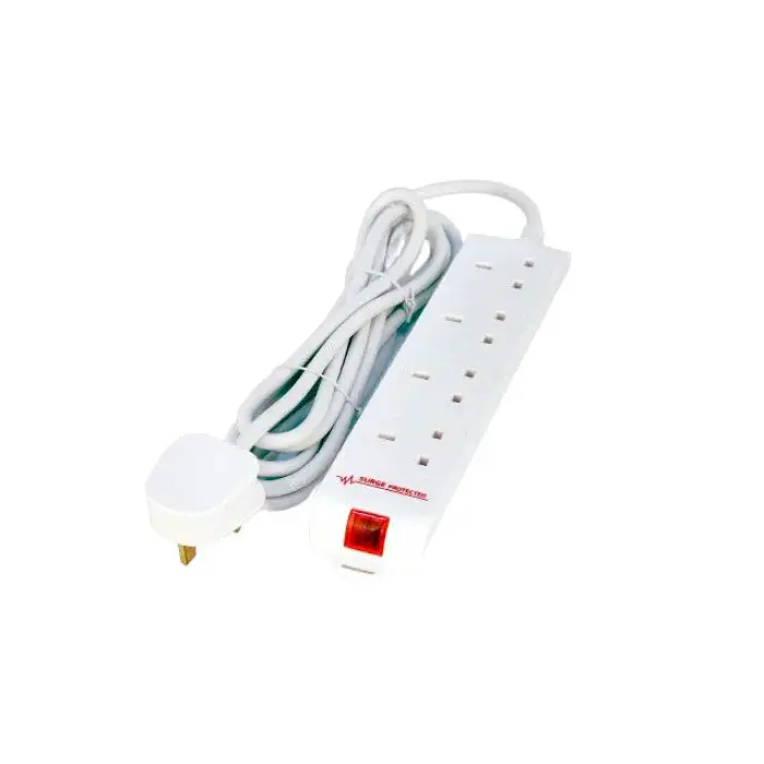 MicroConnect 4-veis UK overspenningsbeskyttet strømfordeler 2M Hvit, 1 Stykk, SEN-W128884625