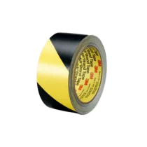 3M Hazard Tape – Høy Synlighet, Slitesterk(18081769, Gul/Sort, 1 Stykk)