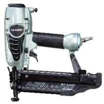 Hikoki Dykkertpistol NT65M2 – Kompakt, Ergonomisk, Høy Presisjon(58010210, 1 Boks)
